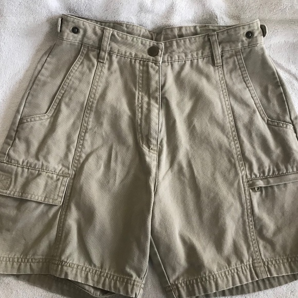 Woolrich Khaki Cargo Shorts - Picture 1 of 4